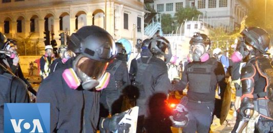 Police and Protesters Clash at Hong Kong Polytechnic University