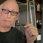 Scott Adams: The anti-vaxxers clearly won!