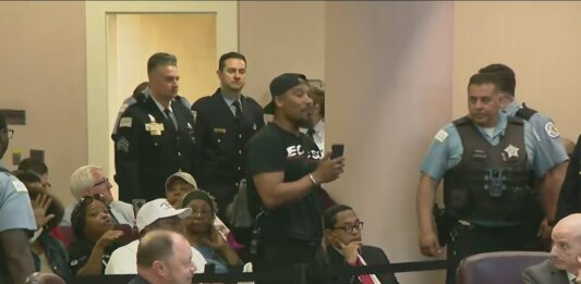 Emotional outbursts over migrant funding at City Council meeting