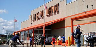 Home Depot Cuts Outlook, Citing Pressured Consumers