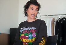 Kourtney talks about her Weight Gain and Travis Loving it THE KARDASHIANS S2E2