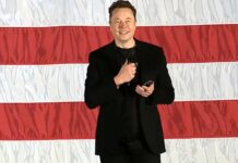 Elon Musk on Oct 17, 2024 in PA tells attendees to register and VOTE for TRUMP!!!