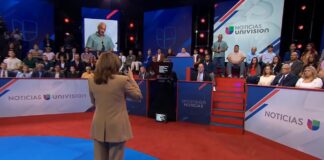 Is Kamala Using a Teleprompter at Univision Town Hall?