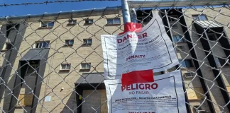 An apartment building complex on Nome Street in Aurora, Color., was shut down by the city recently over code violations. Residents say the building was a hotspot for migrant gang activity. Photo taken on Aug. 30, 2024. Allan Stein/The Epoch Times